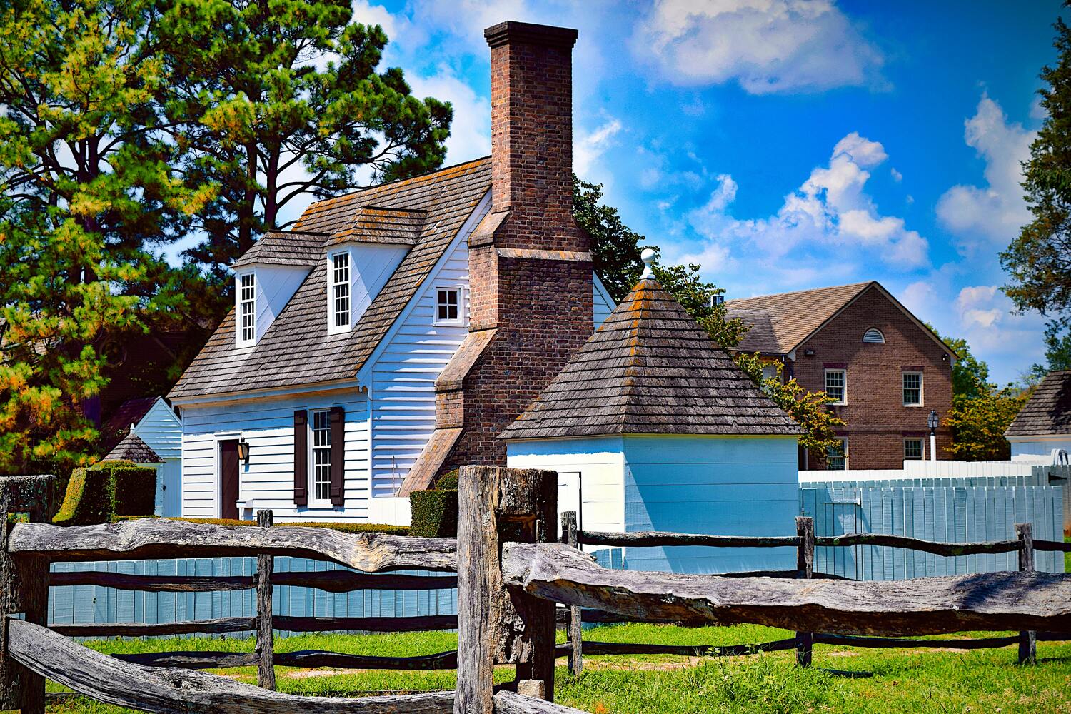 Restauration de cheminées en brique sur ancienne maison à Lanaudière